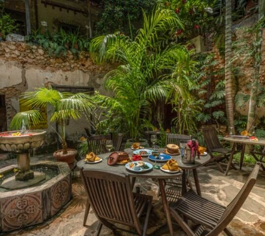 Secret Garden – Emmerson Spice Hotel